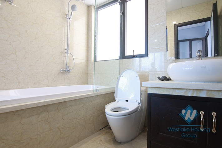 Studio for rent on 9th floor in Ho Tung Mau street, Nam Tu Liem, Hanoi